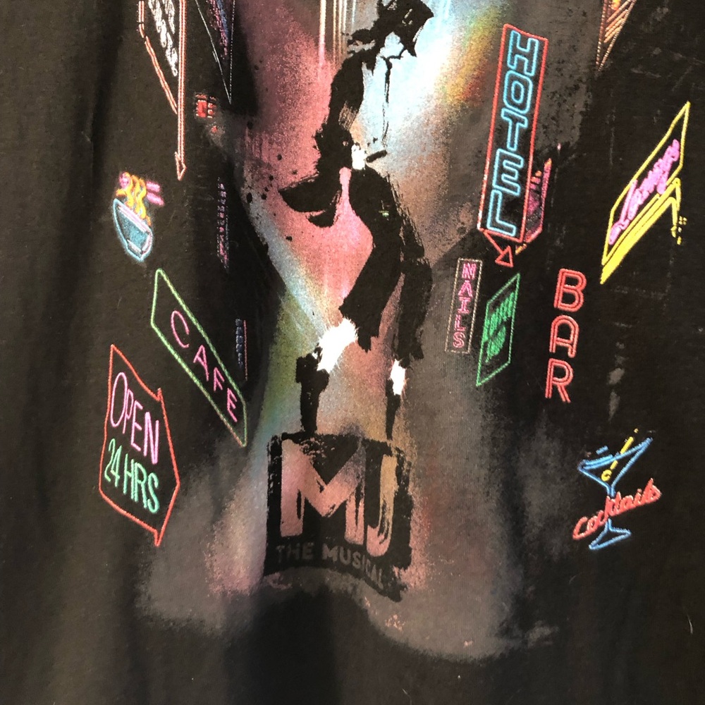 NWOT.   MJ the Musical Tshirt - Picture 2 of 6